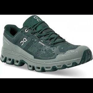 On cloud trail running shoes